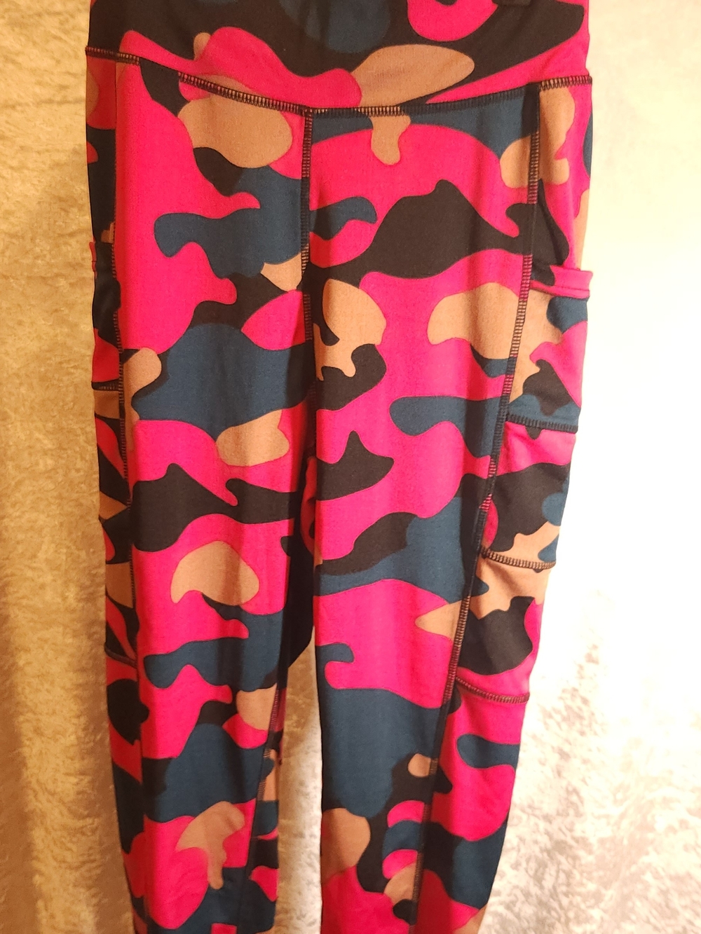 POP Fit Sz S Pink Camo Side-Pocket Leggings